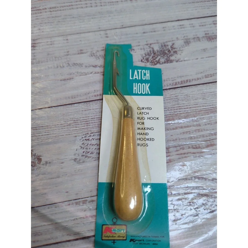 Vintage Kmart Curved Latch Rug Hook Wooden Handle In Original Package, Taiwan